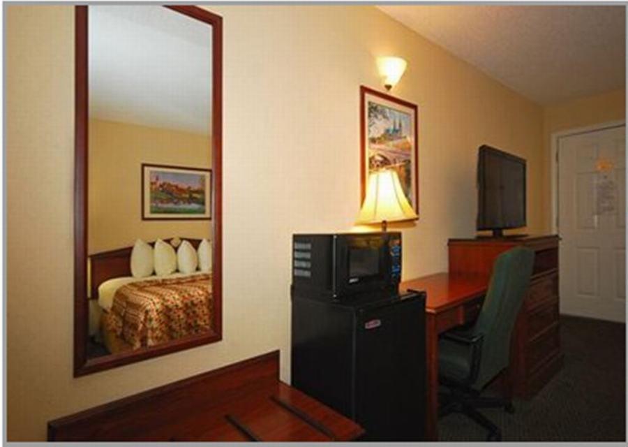 Quality Inn Decatur River City Exterior photo